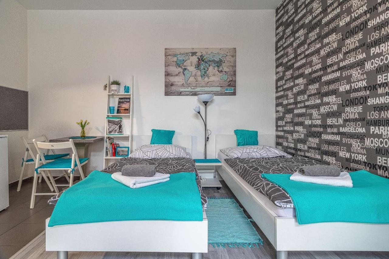 Bratislava -Apartment Near The City Center With A Balcony Buitenkant foto